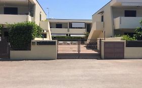 La Maison De Medea