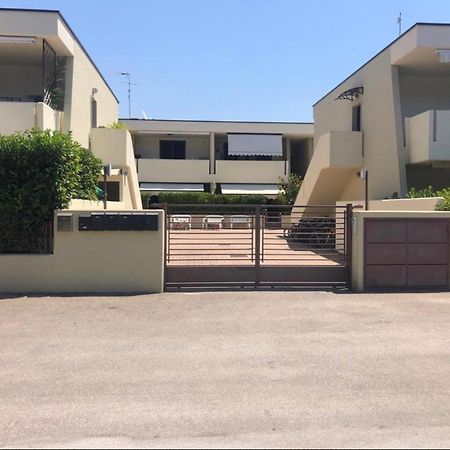 La Maison De Medea Pulsano Esterno foto